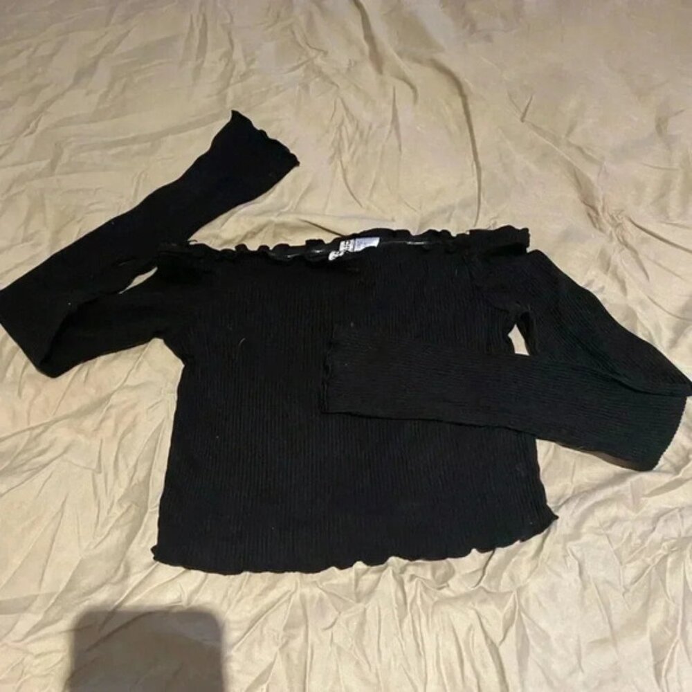 H M  cropped top